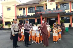TK-EduTrip-ke-Mako-Brimob-Batalyon-B-2025-16